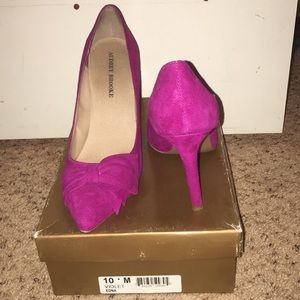 Size 10 violet heels